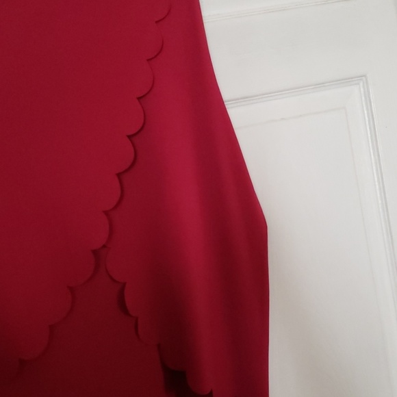 Tank with ruffled open back - Picture 2 of 2